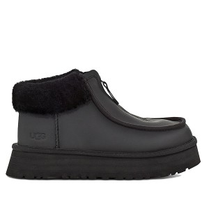 UGG Funkette Platform Boots Leather Black