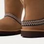 Каштановые сапоги UGG Classic Short Crescent Chestnut